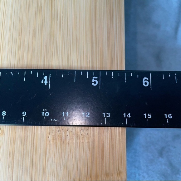 Three Acrylic Compartment Organizers with Bamboo Lids. - Picture 11 of 11